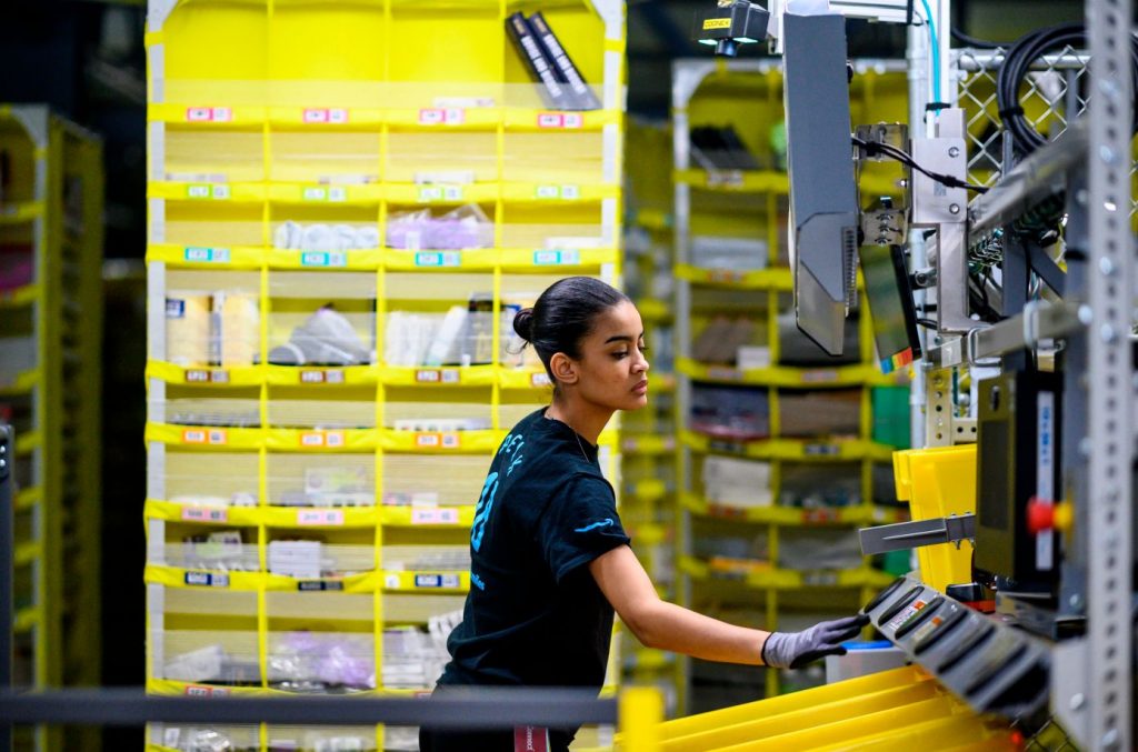 Amazon ramps 100,000 jobs