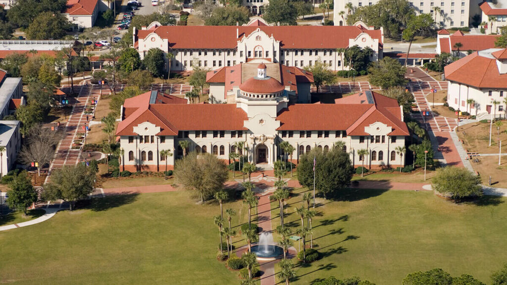 Best Online Colleges in Georgia for Early Childhood Education 6 Valdosta State University