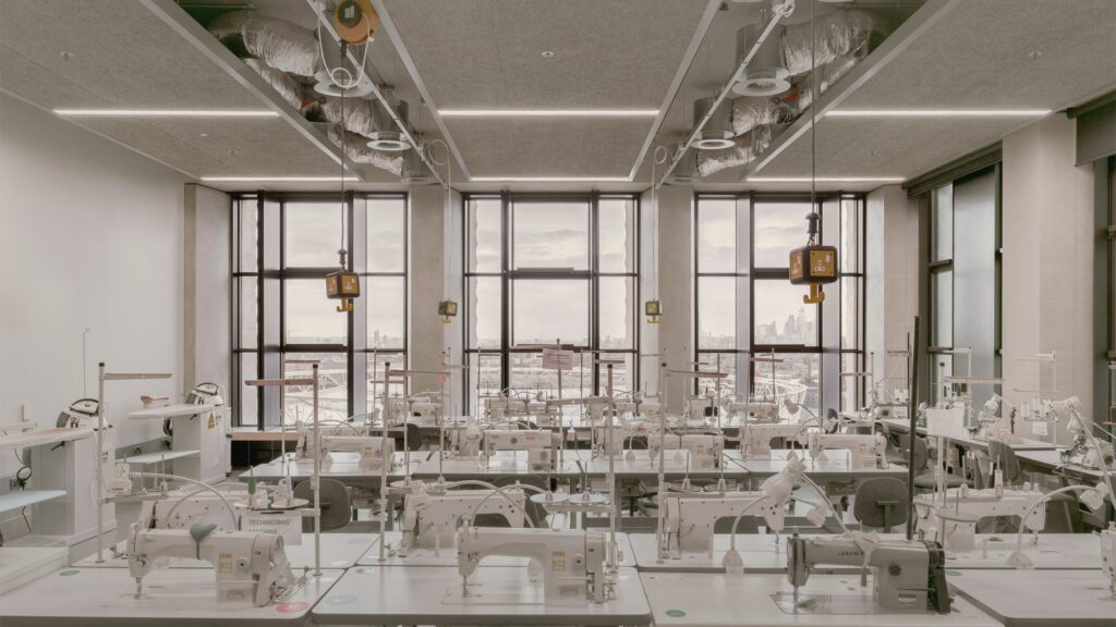 15 Best Fashion Schools in the World 3 London College of Fashion